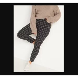 Old Navy High-Waisted Pixie Skinny Pants Black Windowpane